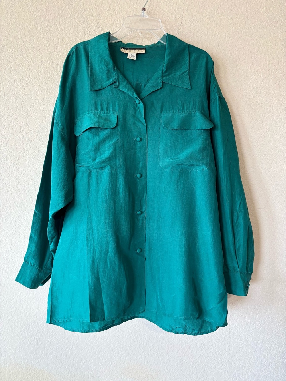 Vintage New York Studio 100% Silk Blouse Green Oversized Button Down L